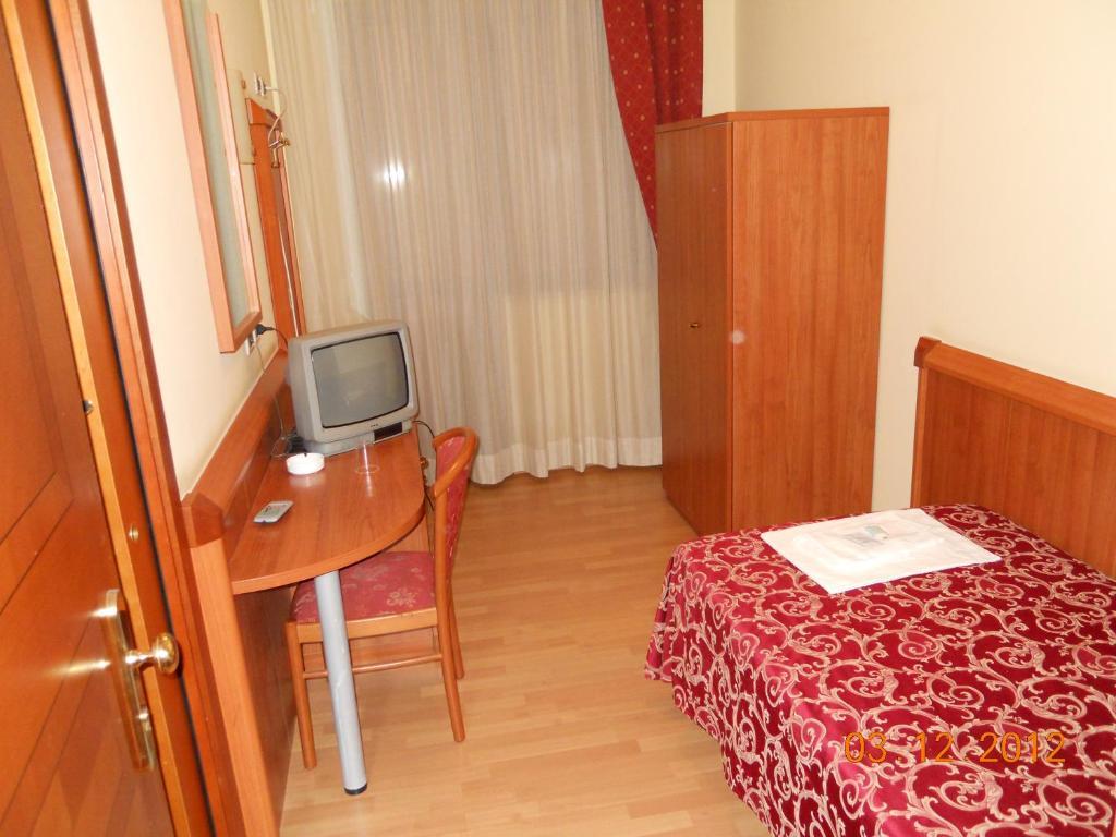 Hotel Val Di Sangro Perano Δωμάτιο φωτογραφία